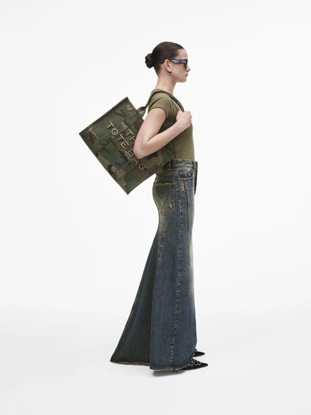 Marc Jacobs The Camo Jacquard Large Tote Bag - Camo Multi - Picture 8 of 11
